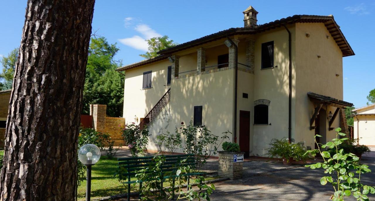 Hotel La Torretta Assisi Eksteriør billede